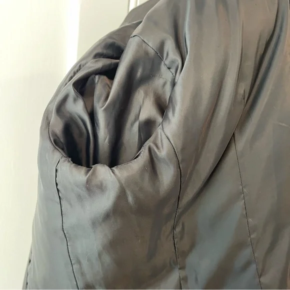 Michael Kors Coat w/versatile hood, zipper and snaps - Picture 15 of 16